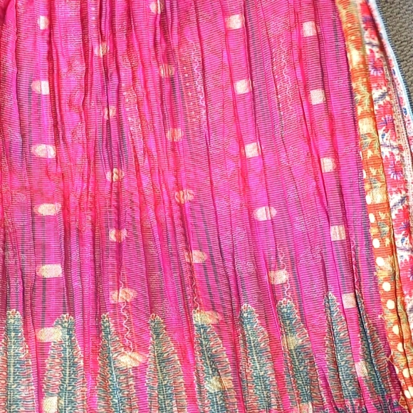 Bonanza satrangi 3 piece Pakistani suit - Picture 2 of 4